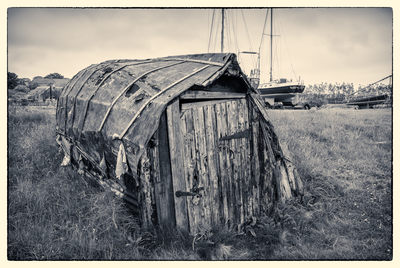 Boat Shed Mono D810_013_1611